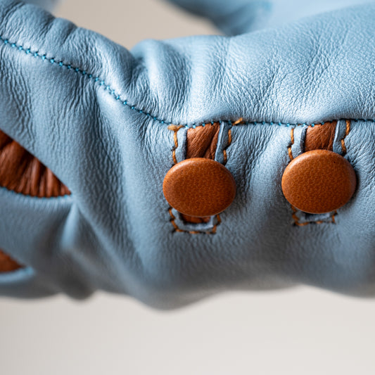 The Timeless Elegance of Custom-Made Italian Leather Gloves