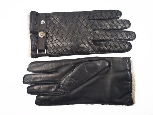 A Journey Through Leather Types Used for Italian Gloves